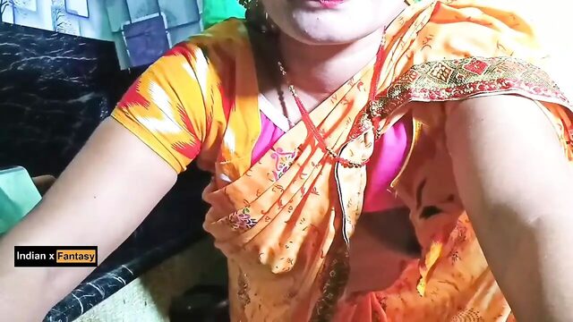 Hot bhabhi ki kitchen me hot romance and Chudai