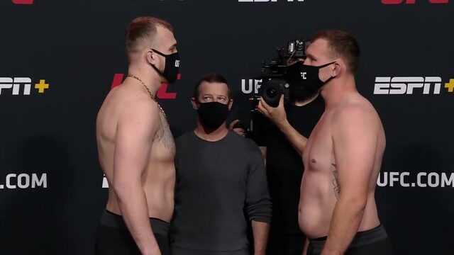 Сергей Спивак на дуэли взглядом перед UFC Вегас 19