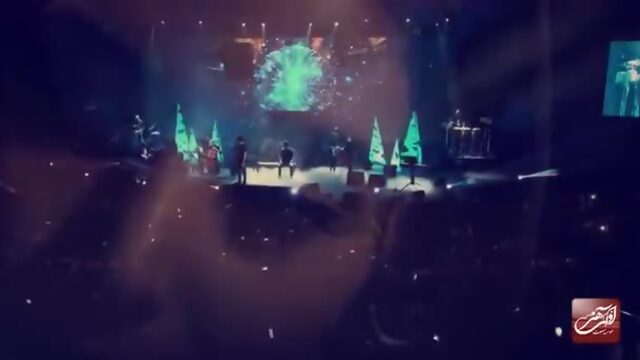 Evan Band - Chehel Gis - Live In Concert ( ایوان بند - اجرای زنده ی آهنگ چهل گیس ) ( 360 X 360 ).mp4